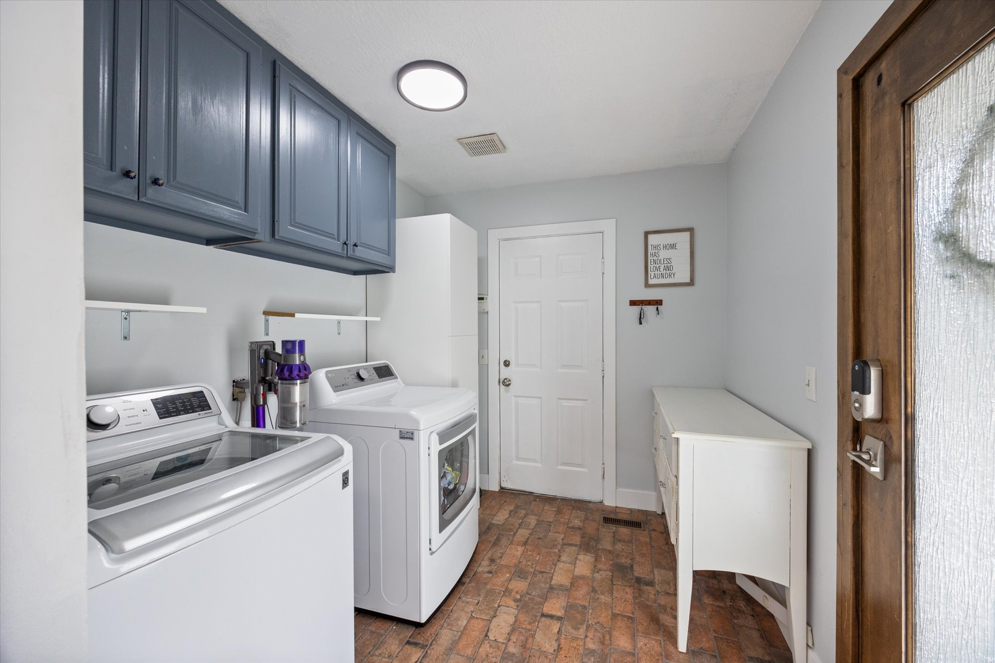 ASHLEY PARK - Residential