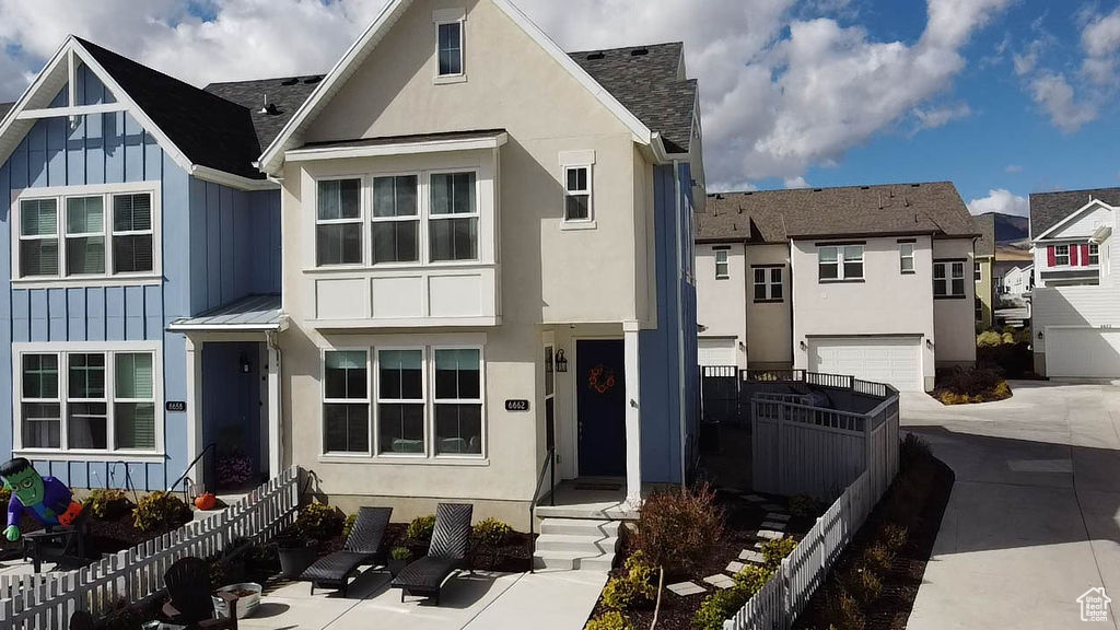 DAYBREAK - Residential