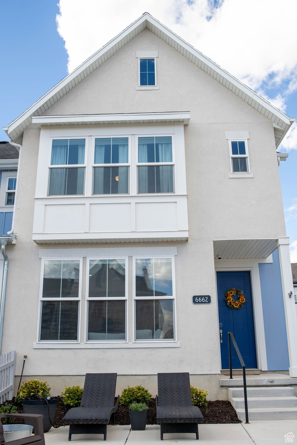 Darling, like-new townhome with private front patio and gated yard in the up-and-coming daybreak area. Minutes from Mountain View Corridor, shopping, and the new Bees stadium. Enjoy all that Daybreak has to offer, including the new Watercourse that runs through The Cove, clubhouses, pools, and incredible community events! Schedule your private showing today!