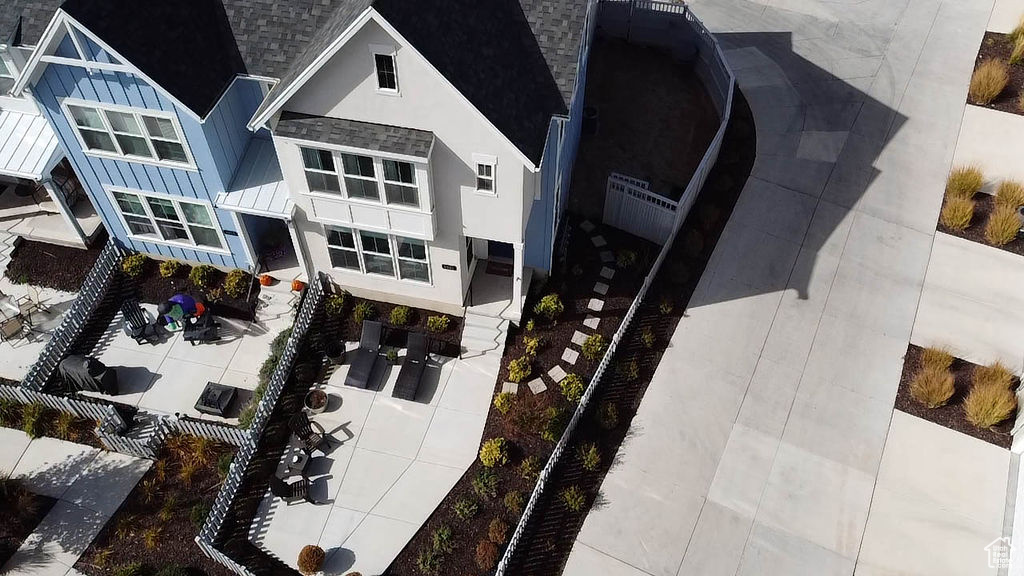 DAYBREAK - Residential