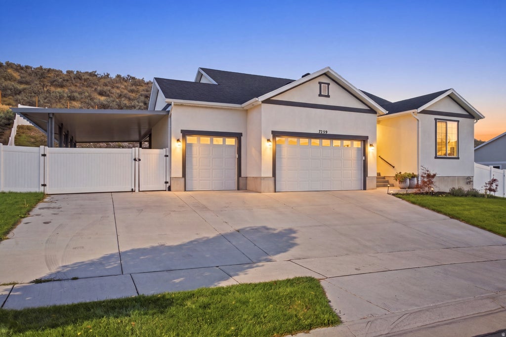 Photo of 7559 N RIVA RIDGE RD, Eagle Mountain, UT 84005 (MLS # 2186583)