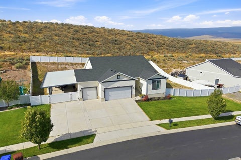 Tiny photo for 7559 N RIVA RIDGE RD, Eagle Mountain, UT 84005 (MLS # 2186583)
