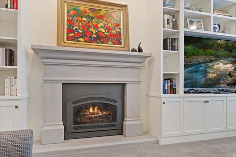 Tiny photo for 473 HAMPTON CT, Fruit Heights, UT 84037 (MLS # 2142082)