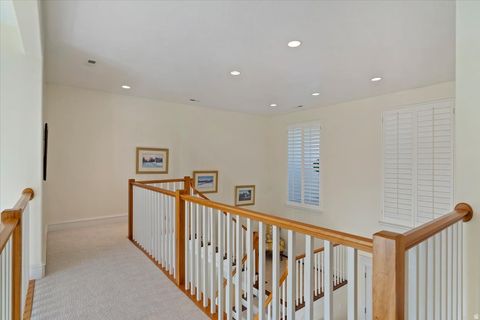 Tiny photo for 473 HAMPTON CT, Fruit Heights, UT 84037 (MLS # 2142082)