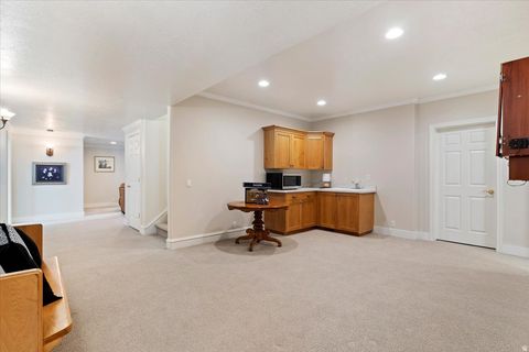 Tiny photo for 473 HAMPTON CT, Fruit Heights, UT 84037 (MLS # 2142082)