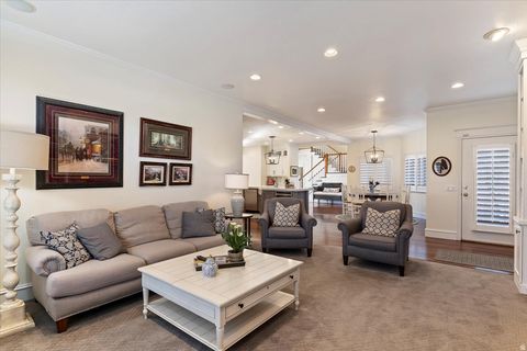 Tiny photo for 473 HAMPTON CT, Fruit Heights, UT 84037 (MLS # 2142082)