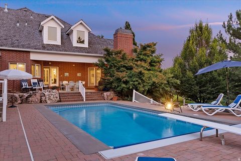 Tiny photo for 473 HAMPTON CT, Fruit Heights, UT 84037 (MLS # 2142082)