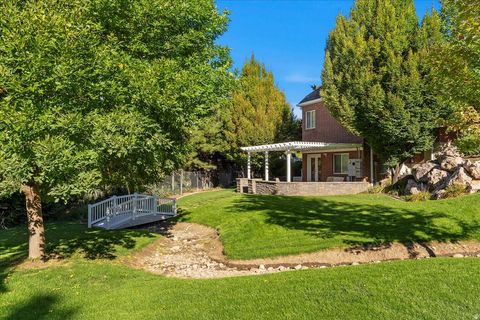 Tiny photo for 473 HAMPTON CT, Fruit Heights, UT 84037 (MLS # 2142082)