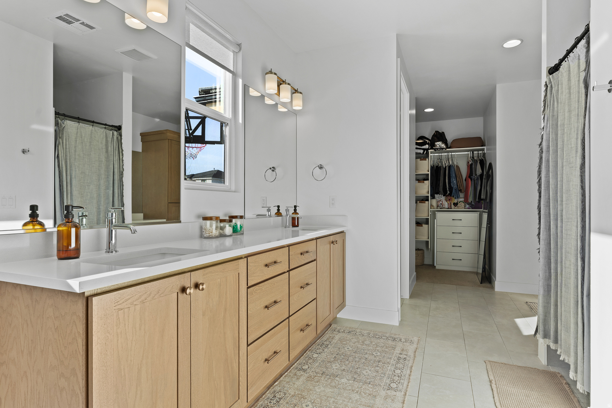 HERITAGE PLACE - Residential