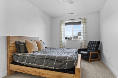 Tiny photo for 1883 S OLD STONE CV, Washington, UT 84780 (MLS # 2134723)