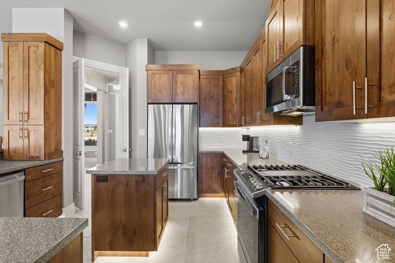 SUNRISE SUBD - Residential