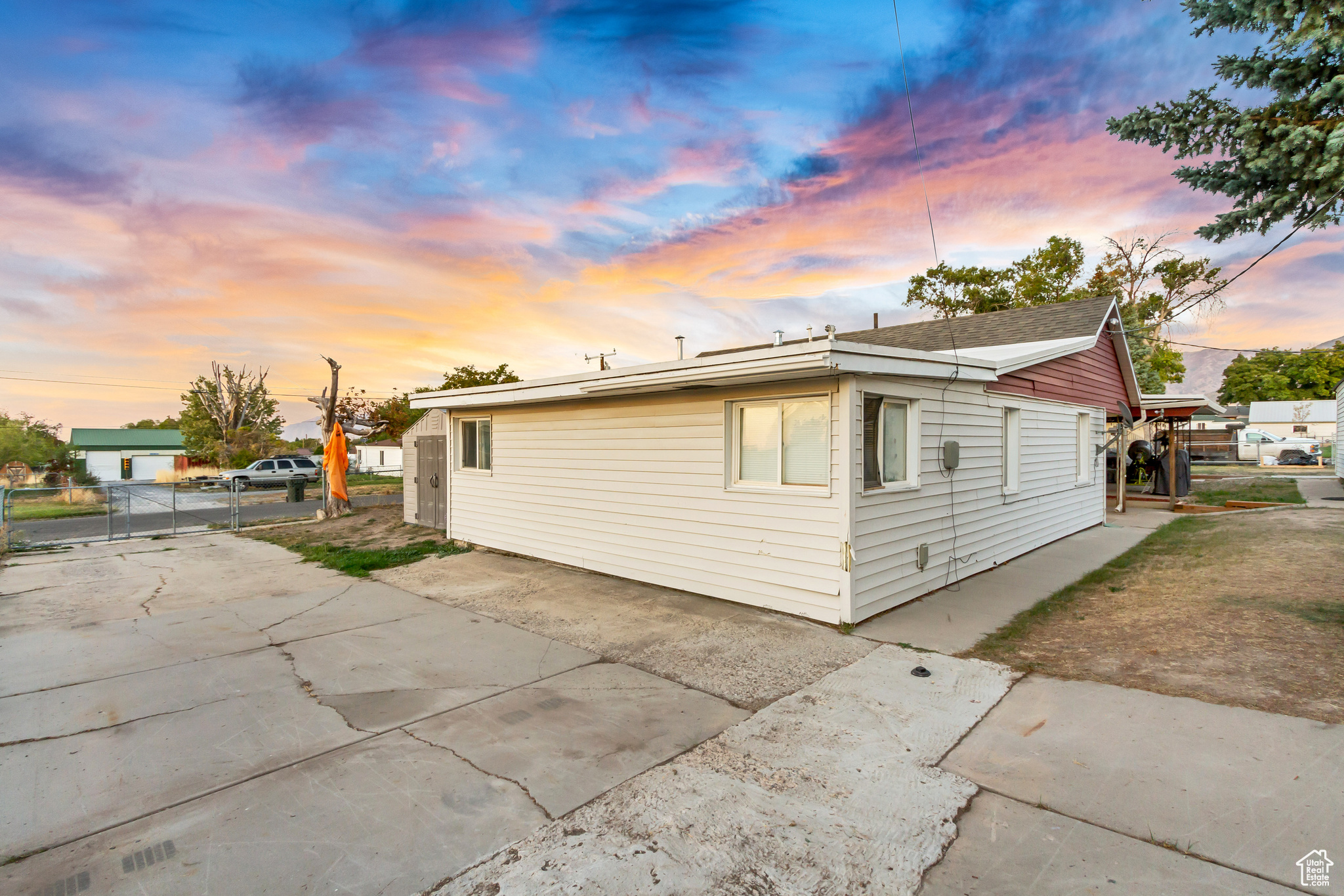 290 E Birch St, Tooele, Utah image 8