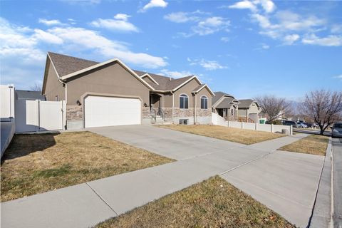 Photo of 5758 W LUGANO Dr S, West Jordan, UT 84084 (MLS # 2133961)
