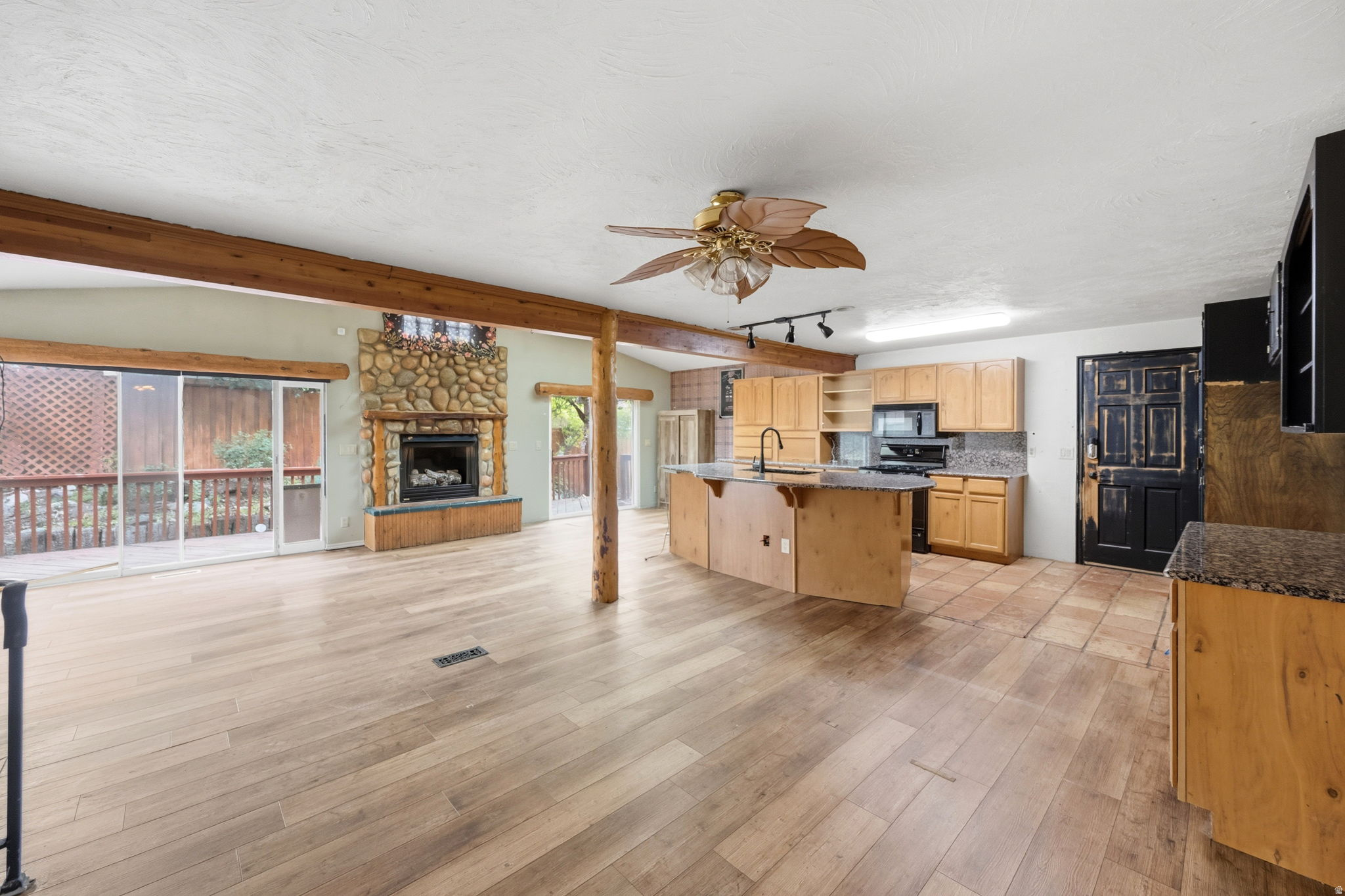 EVERGREEN ACRES - Residential