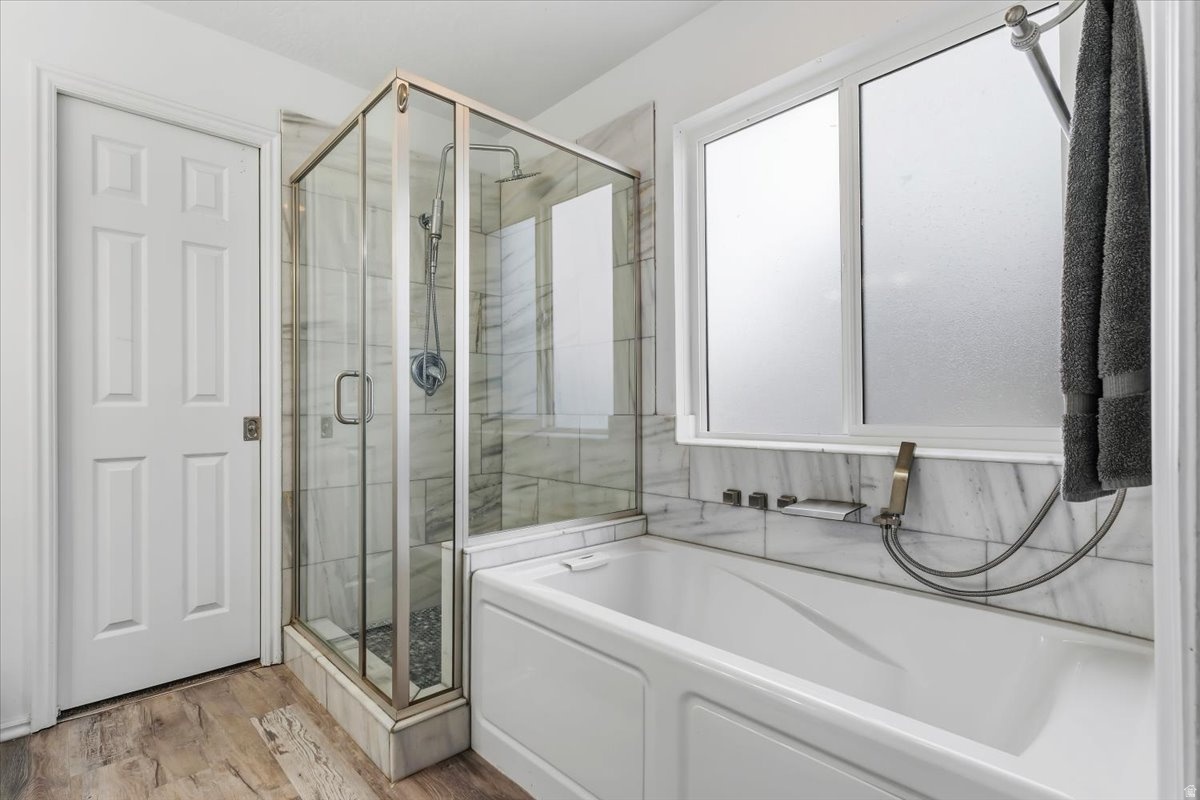 HIGH POINT - Residential