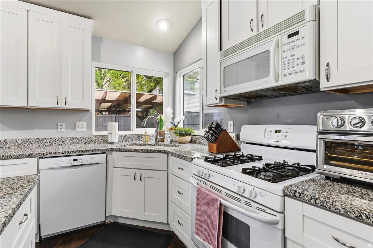 HIGH POINT - Residential