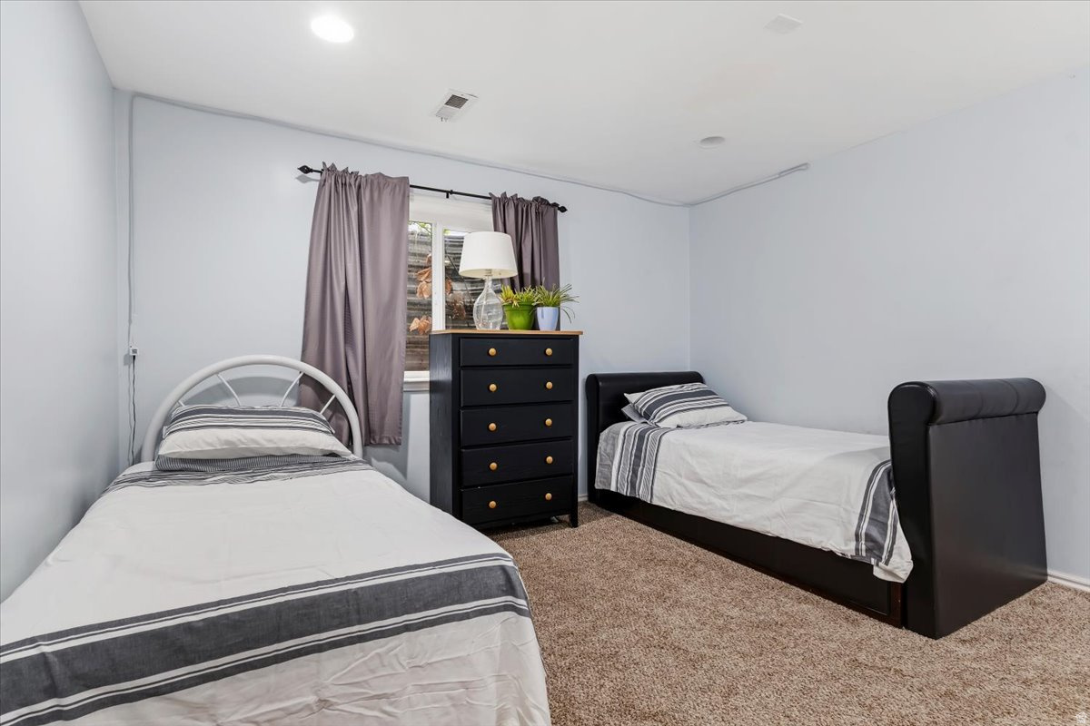 HIGH POINT - Residential