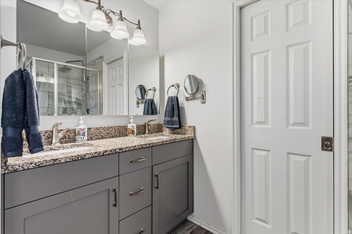 HIGH POINT - Residential