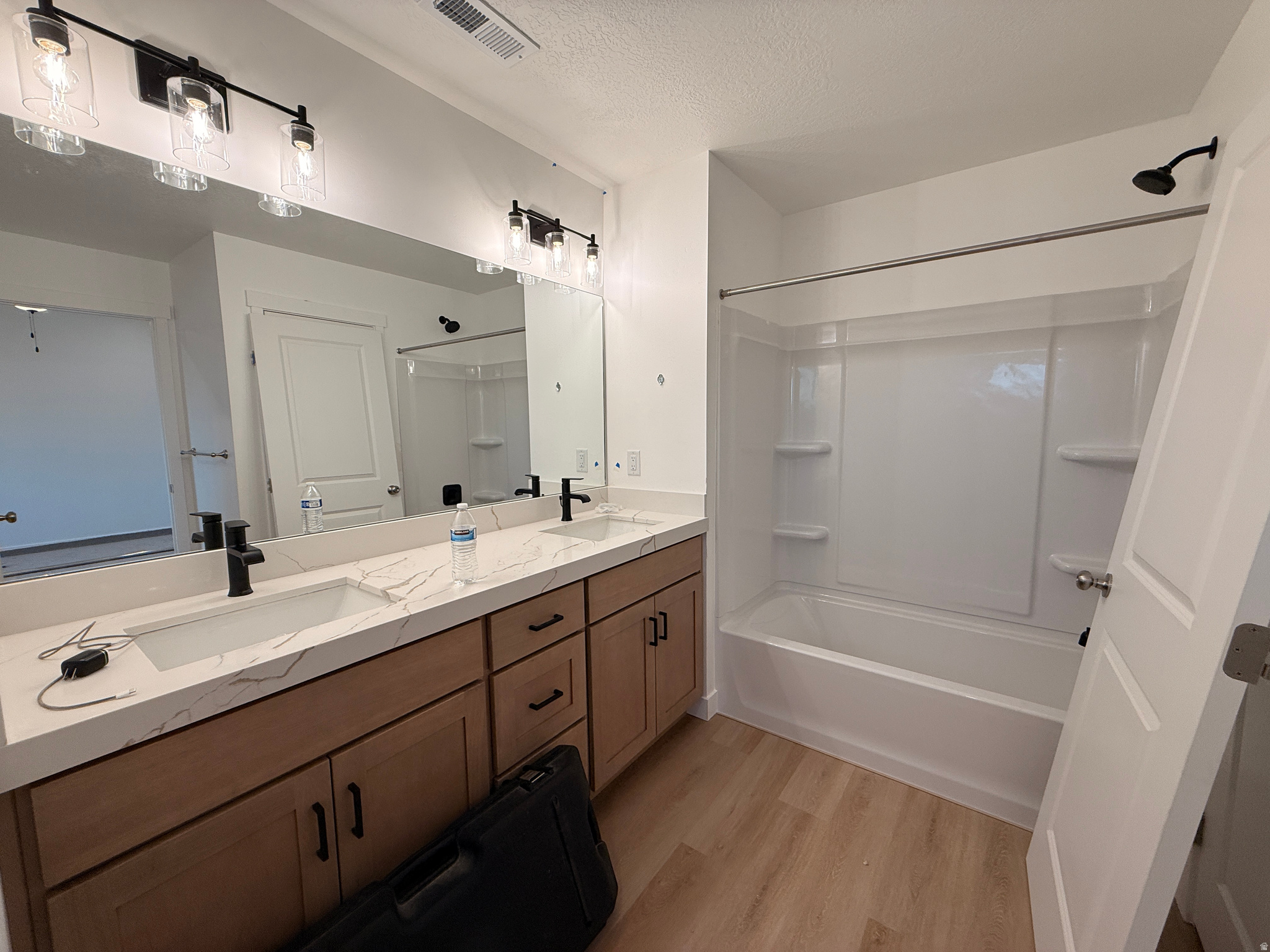 DIXON DOWNS - Residential