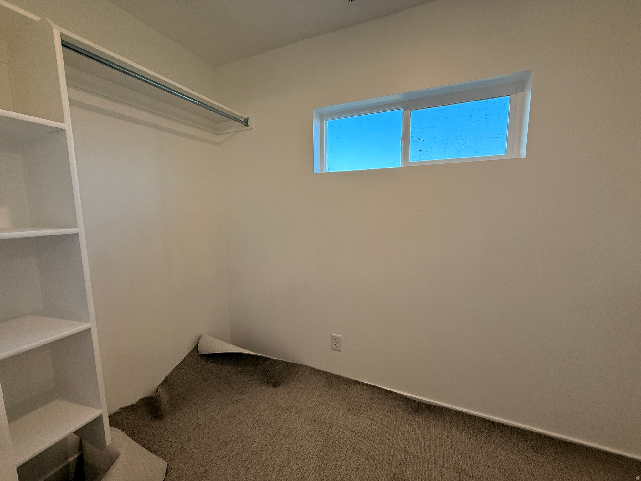 DIXON DOWNS - Residential