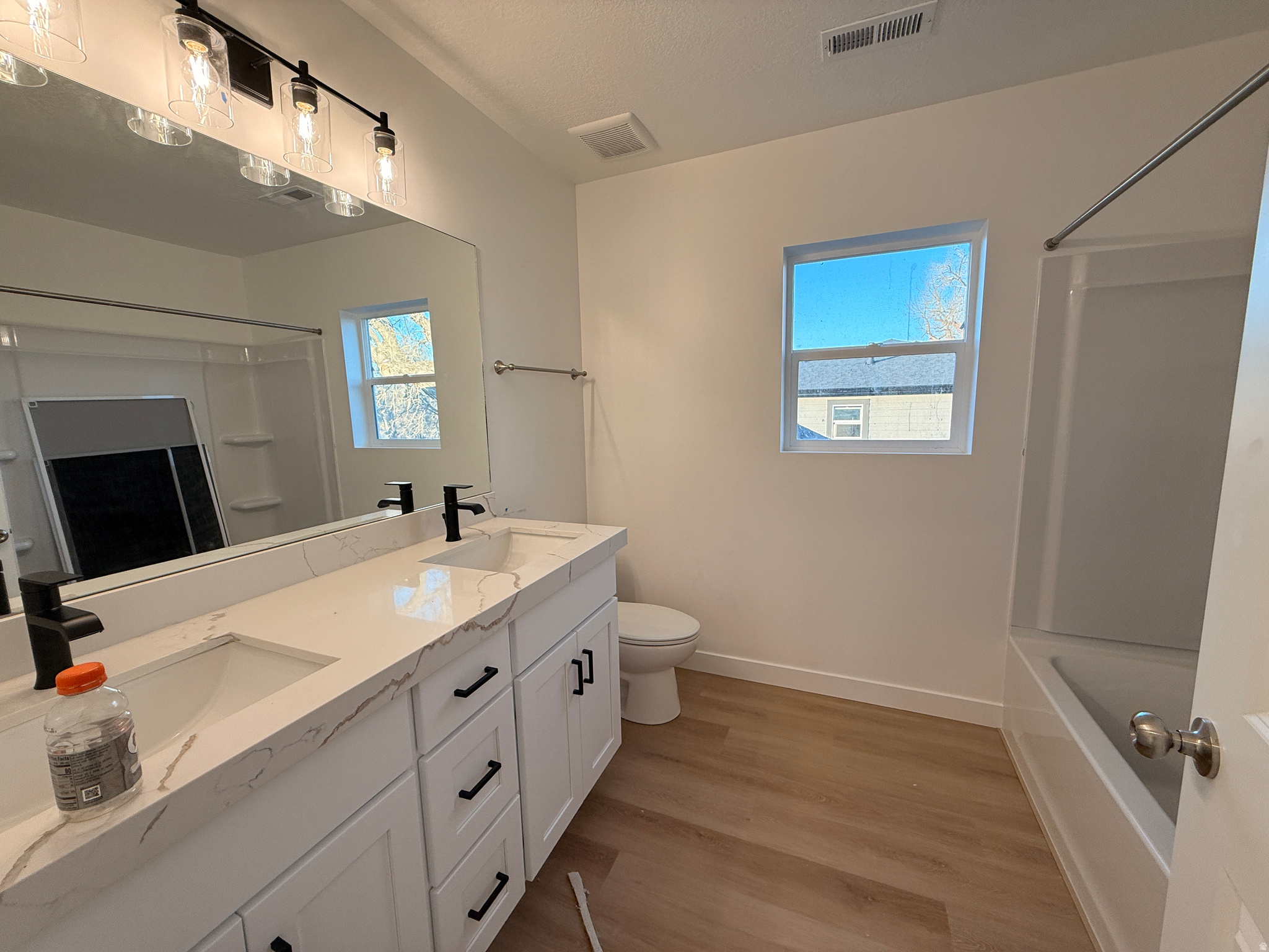 DIXON DOWNS - Residential