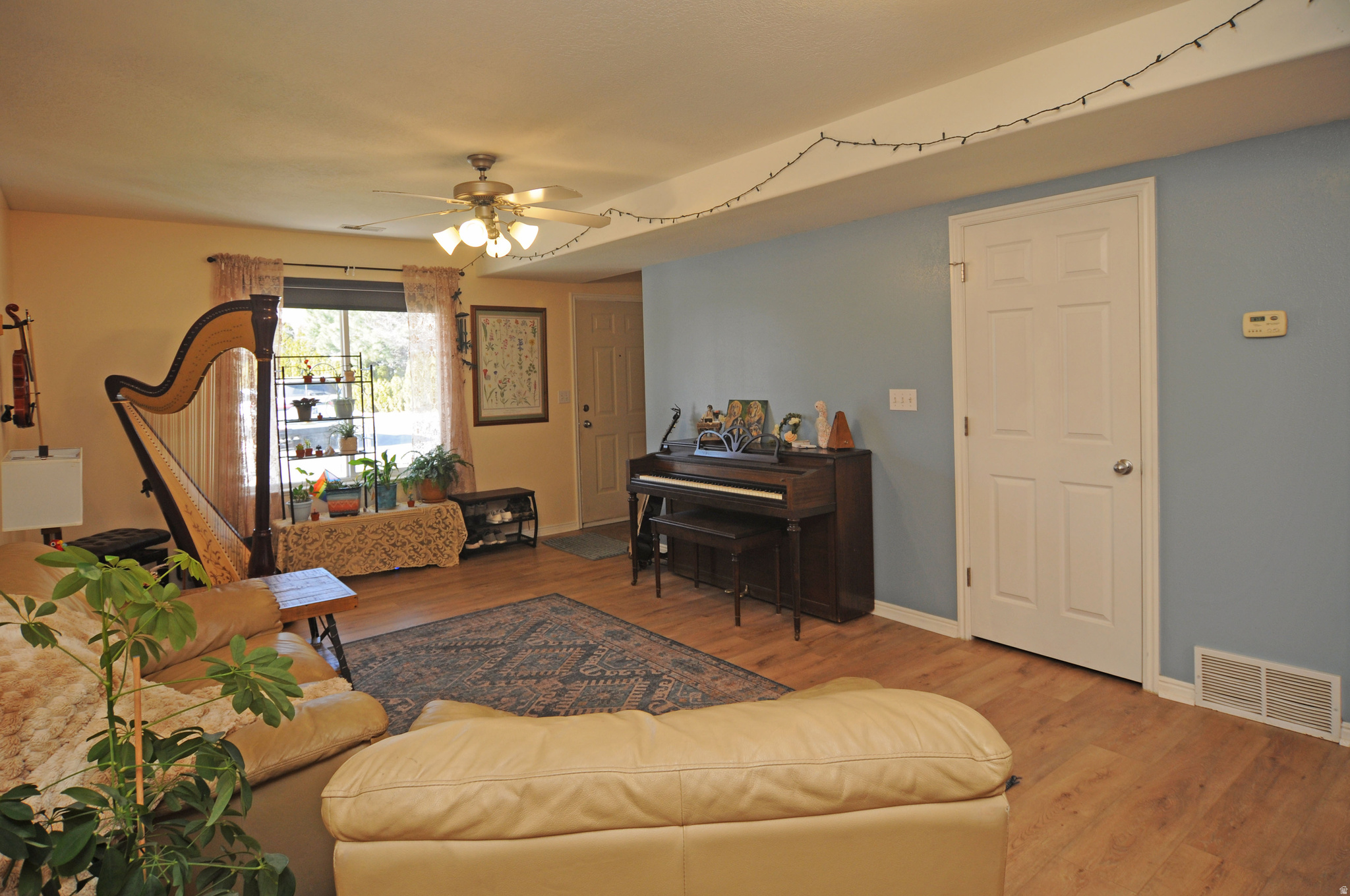 CANYON WOODS - Residential