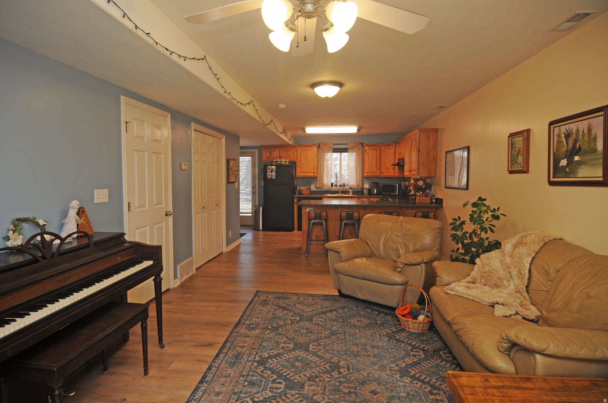 CANYON WOODS - Residential