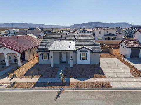 Tiny photo for 493 W AVERY LN, Saint George, UT 84790 (MLS # 2158362)