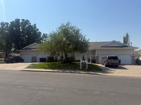 Photo of 270 E CENTER ST, Bountiful, UT 84010 (MLS # 2176971)