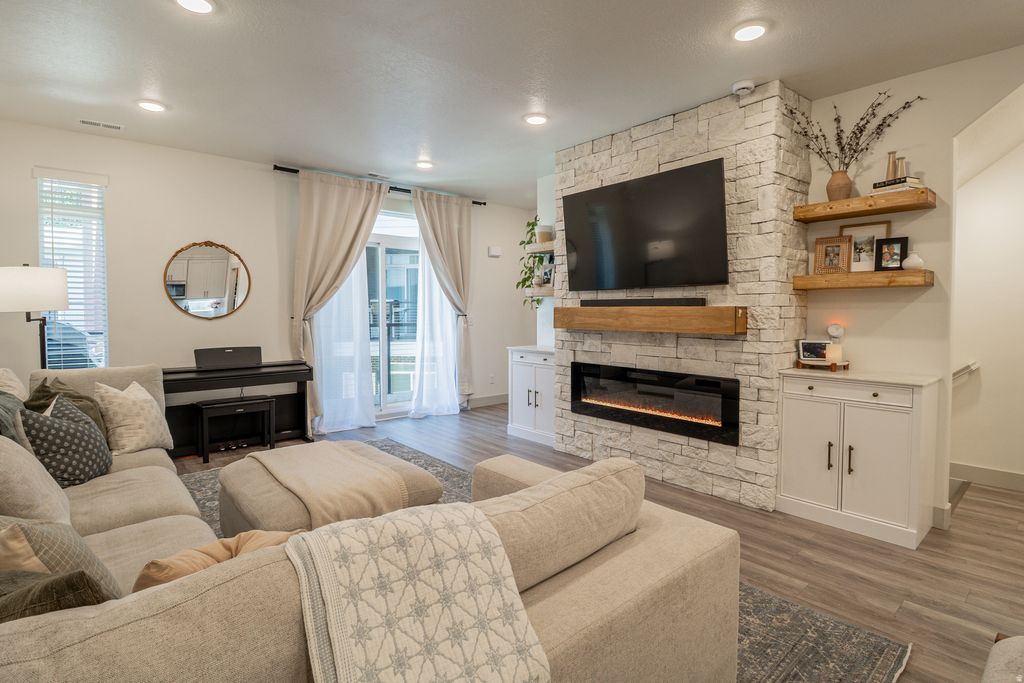 Photo of 461 E 690 S #127, Clearfield, UT 84015 (MLS # 2154893)