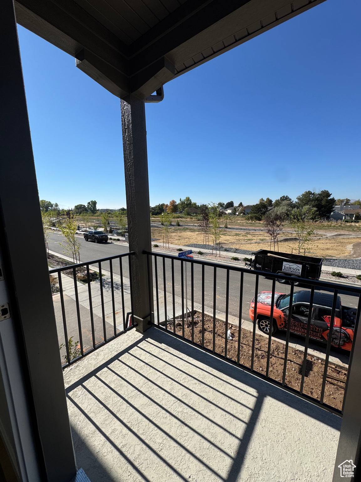 TRAILSIDE - Residential