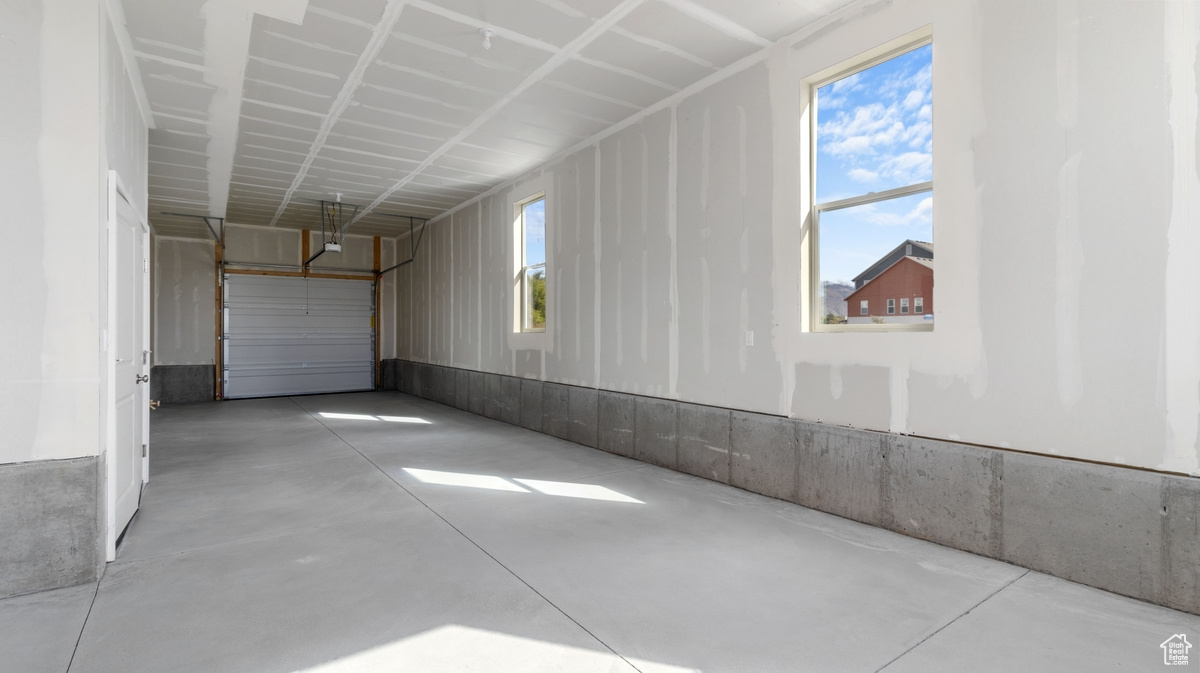 TRAILSIDE - Residential