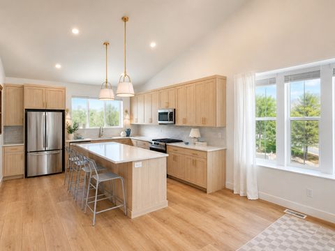 Tiny photo for 864 E BROOKSHADE LN S #105, Murray, UT 84107 (MLS # 2145048)