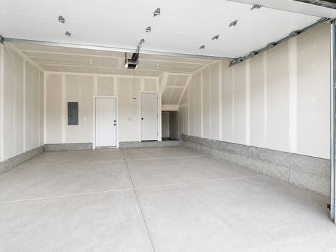 Tiny photo for 864 E BROOKSHADE LN S #105, Murray, UT 84107 (MLS # 2145048)