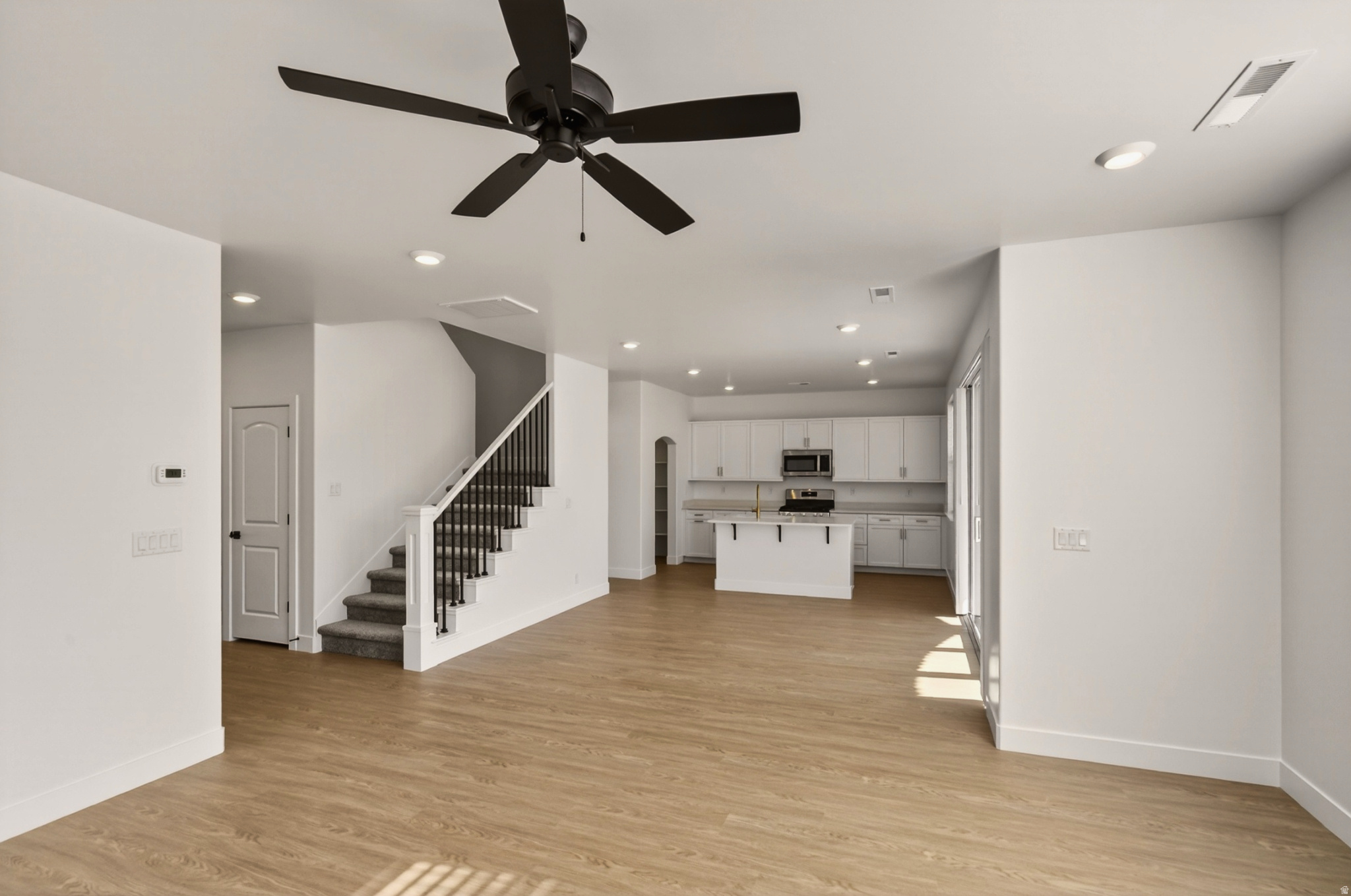 DESERT COLOR / SAGE HAVEN - Residential