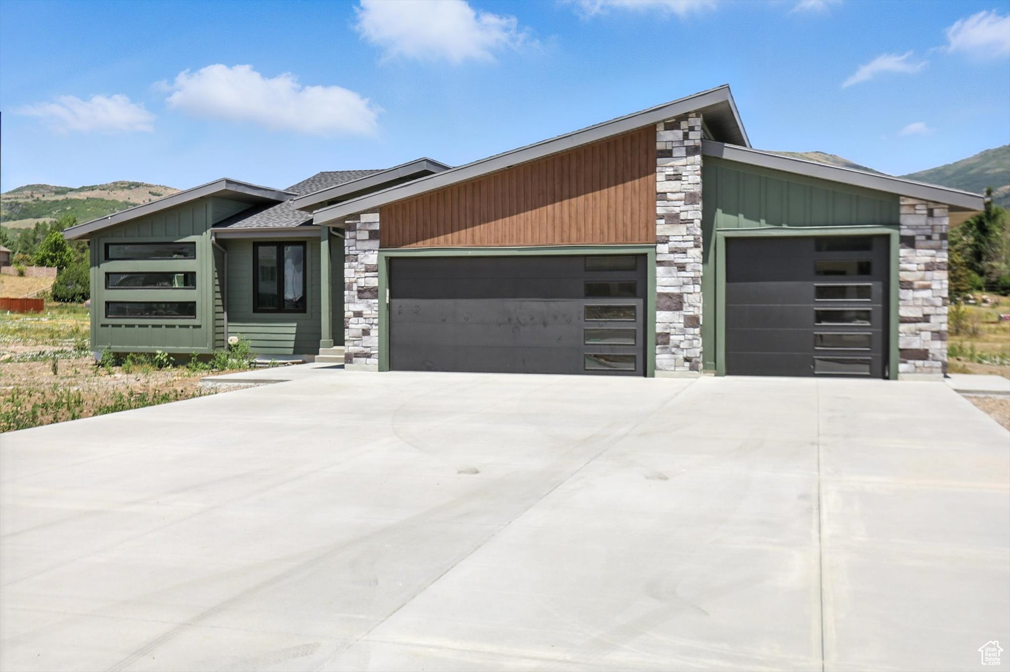 NORTH FORK MEADOWS - Residential