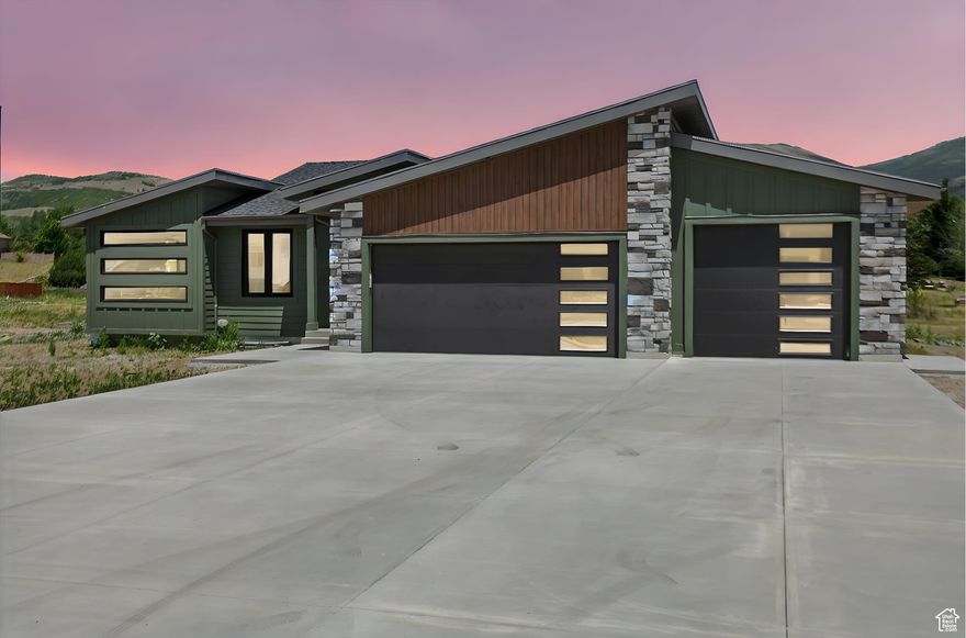 Mountain luxury at its finest. This home features mountain views from every room with large windows in every direction. The chef's kitchen is a dream to entertain with 10' island, high end appliances with built in side by side fridge n freezer. The owners suite features a pre cast soaking tub and walk in shower. Access a private patio from the owners suite. The family room features a two way fireplace, mountain views and inlaid wood ceilings. This home features six large bedrooms plus a spacious gym with custom gym flooring and full length wall mirror. There was no expense spared in the construction of the is home.