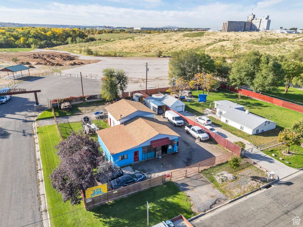 Photo of 513 W LAKE ST, Ogden, UT 84401 (MLS # 2119784)