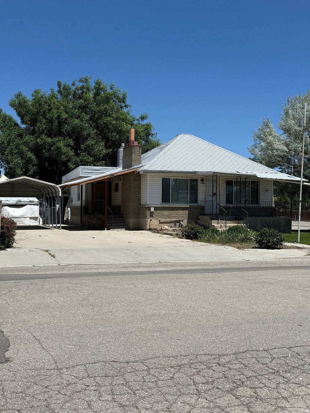 Photo of 93 E 200 N, Wellington, UT 84542 (MLS # 2165493)