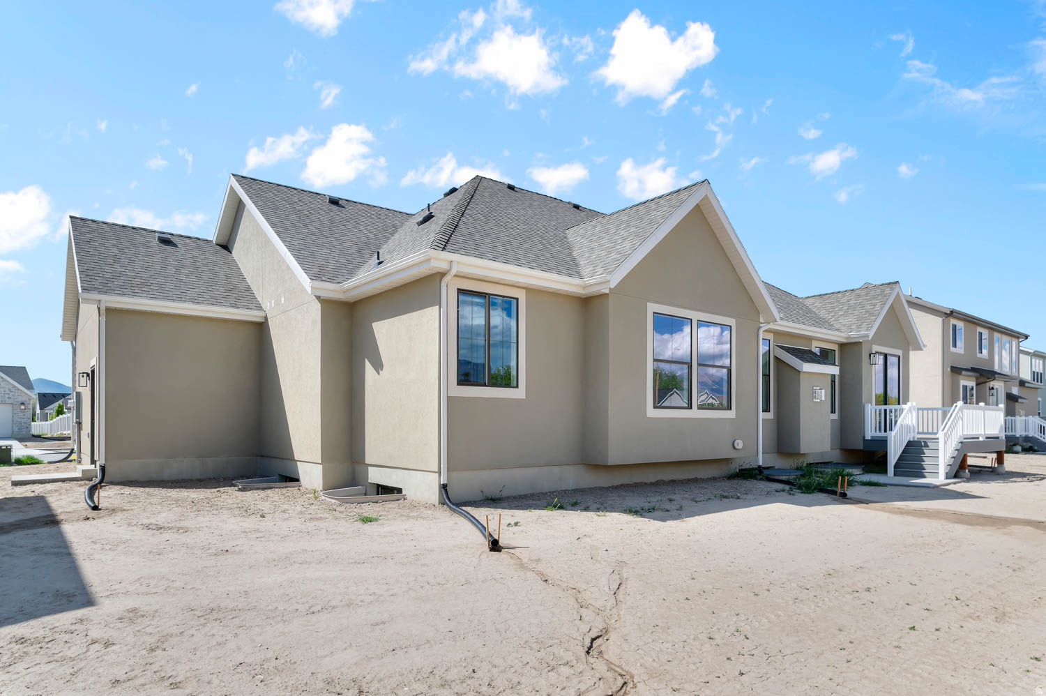 BIG WILLOW CREEK 315 - Residential