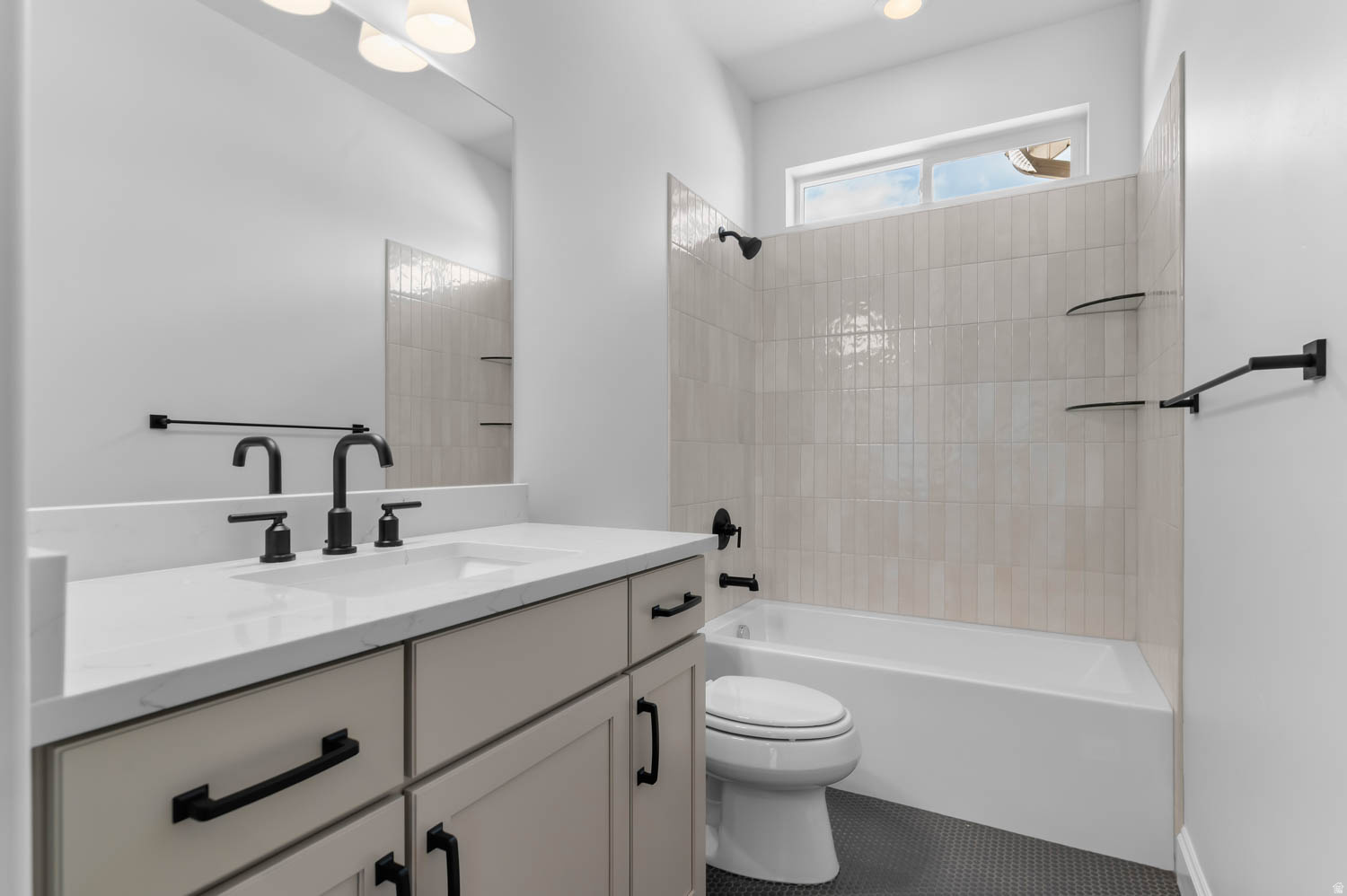 BIG WILLOW CREEK 315 - Residential