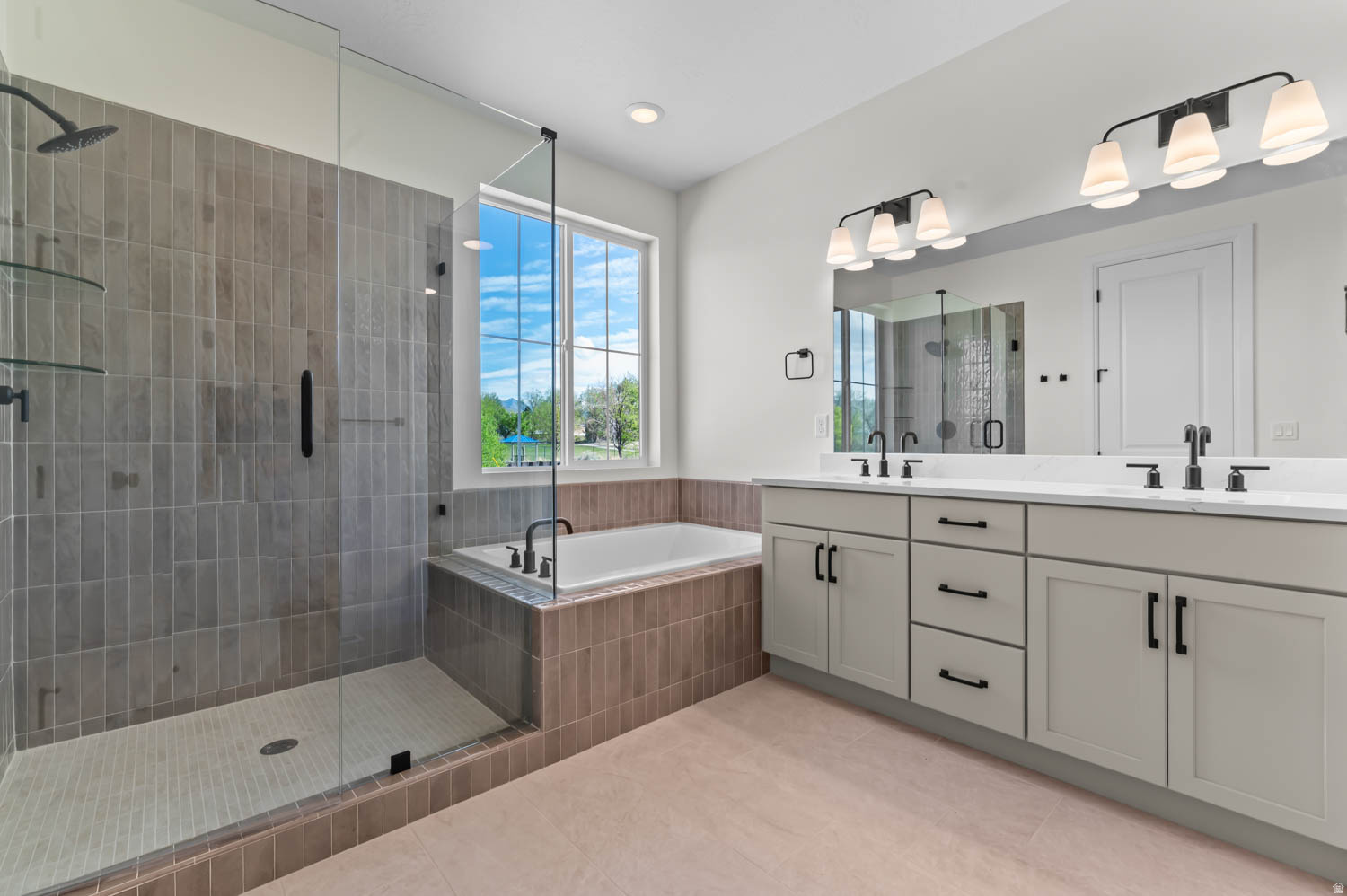 BIG WILLOW CREEK 315 - Residential