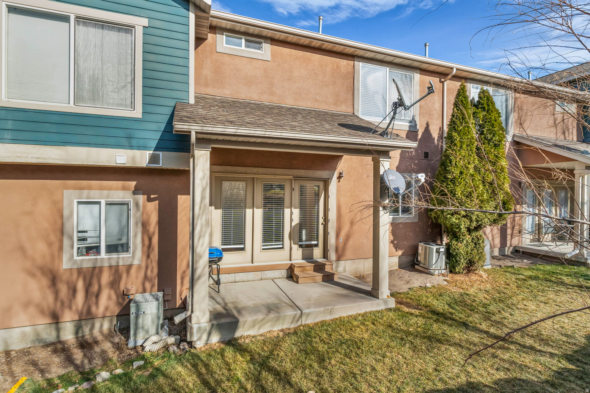 BOULDERS AT ROSECRES - Residential