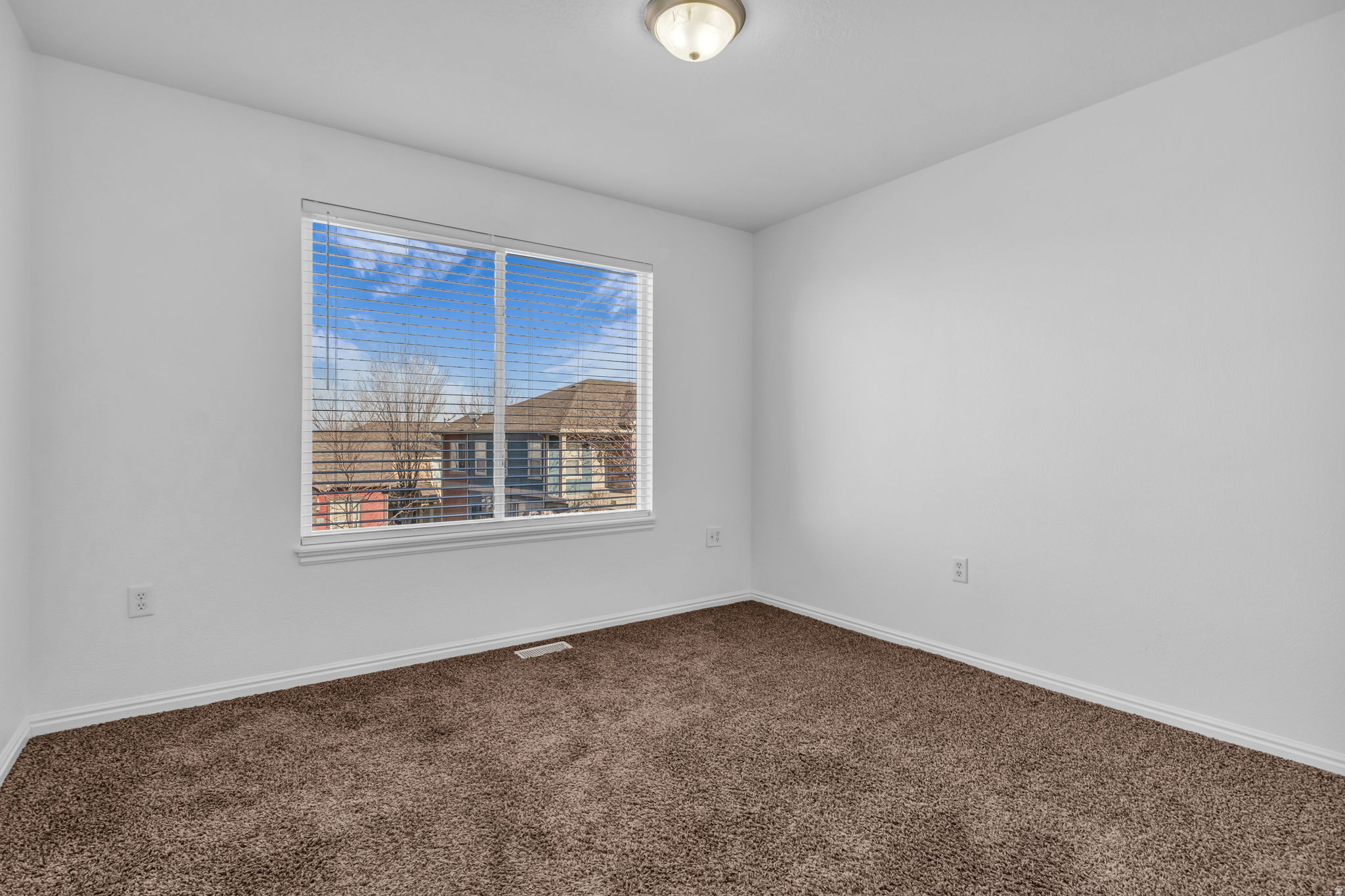 BOULDERS AT ROSECRES - Residential