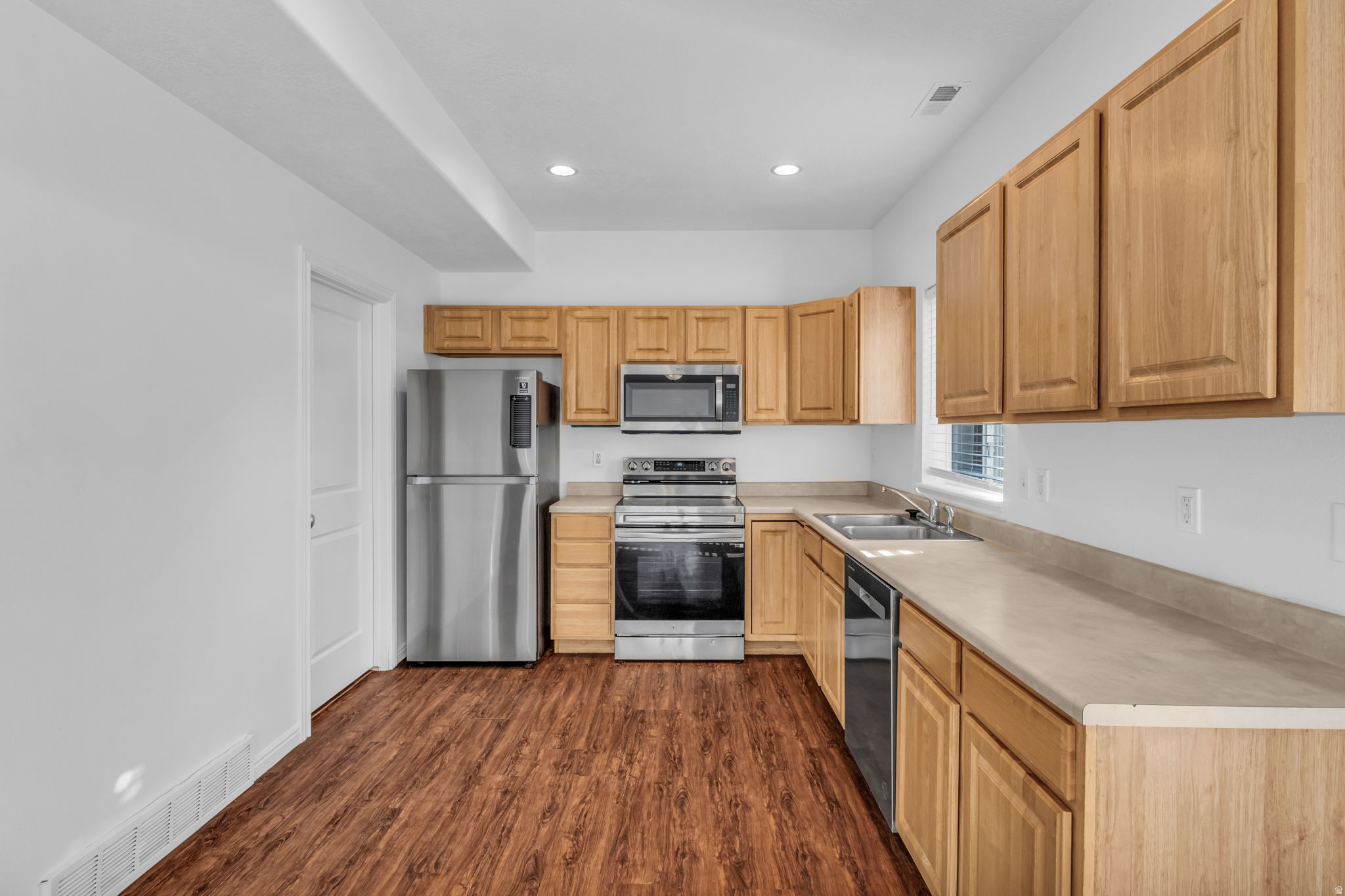 BOULDERS AT ROSECRES - Residential