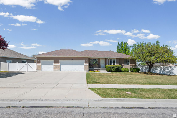 MIDAS CREEK RANCH - Residential