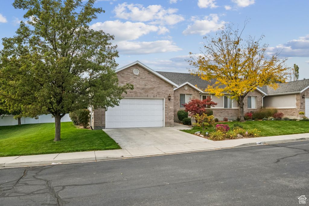 Photo of 987 N 410 W, American Fork, UT 84003 (MLS # 2118233)