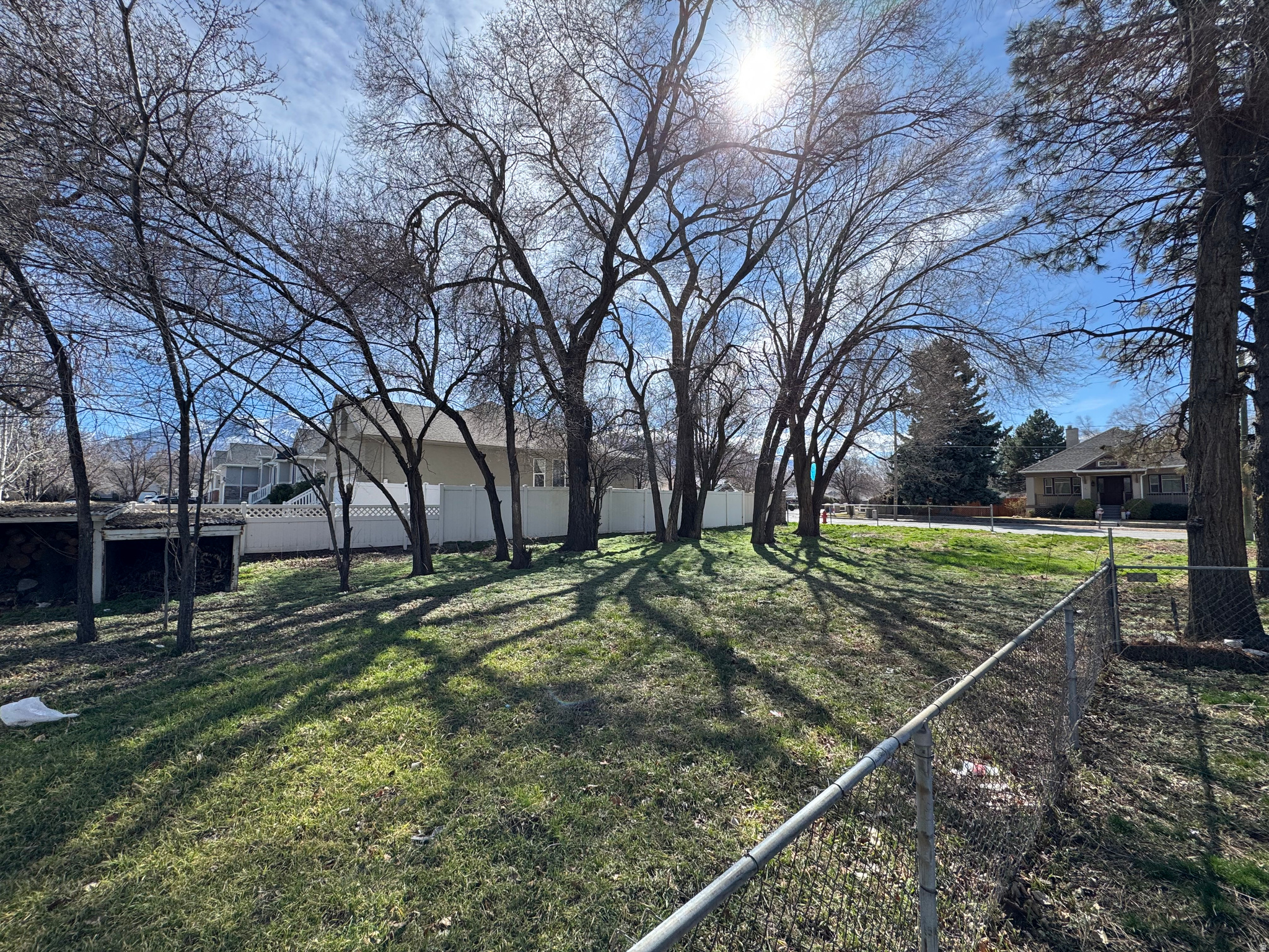 TATE WOODS SUBDIVISION - Land