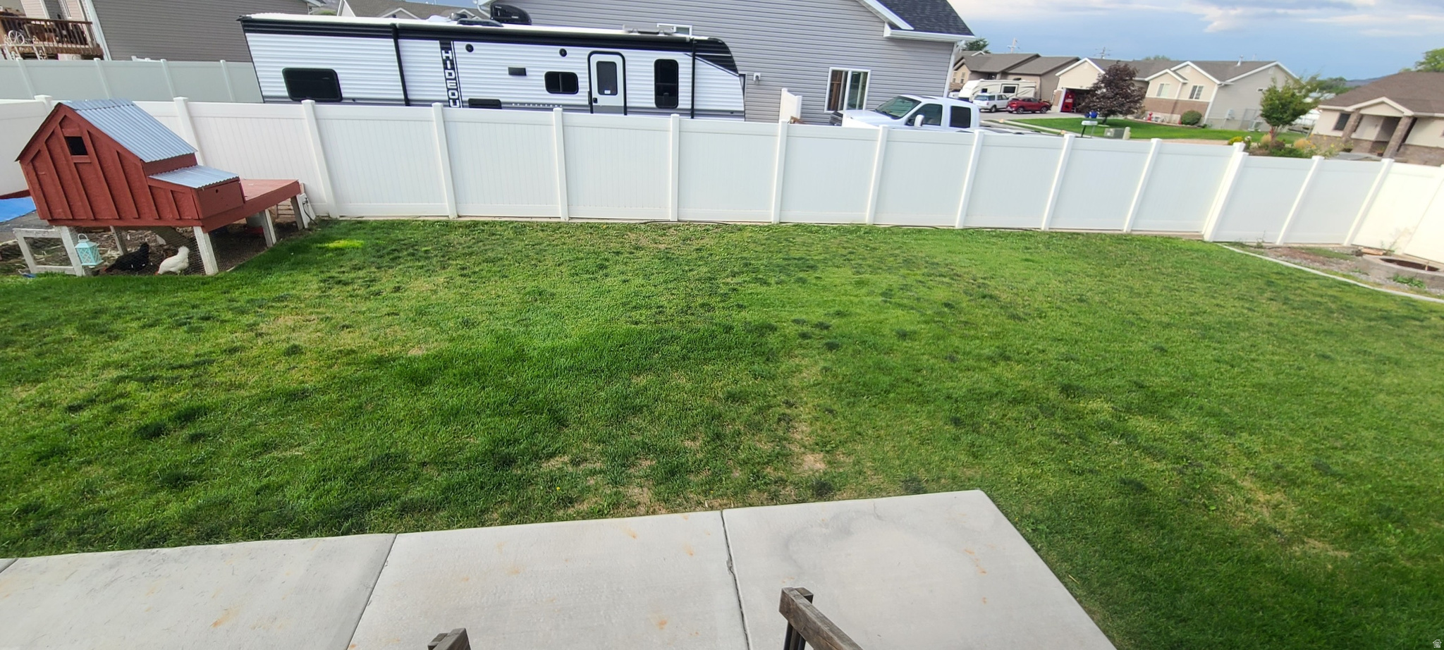 CHADAZ ESTATES - Residential