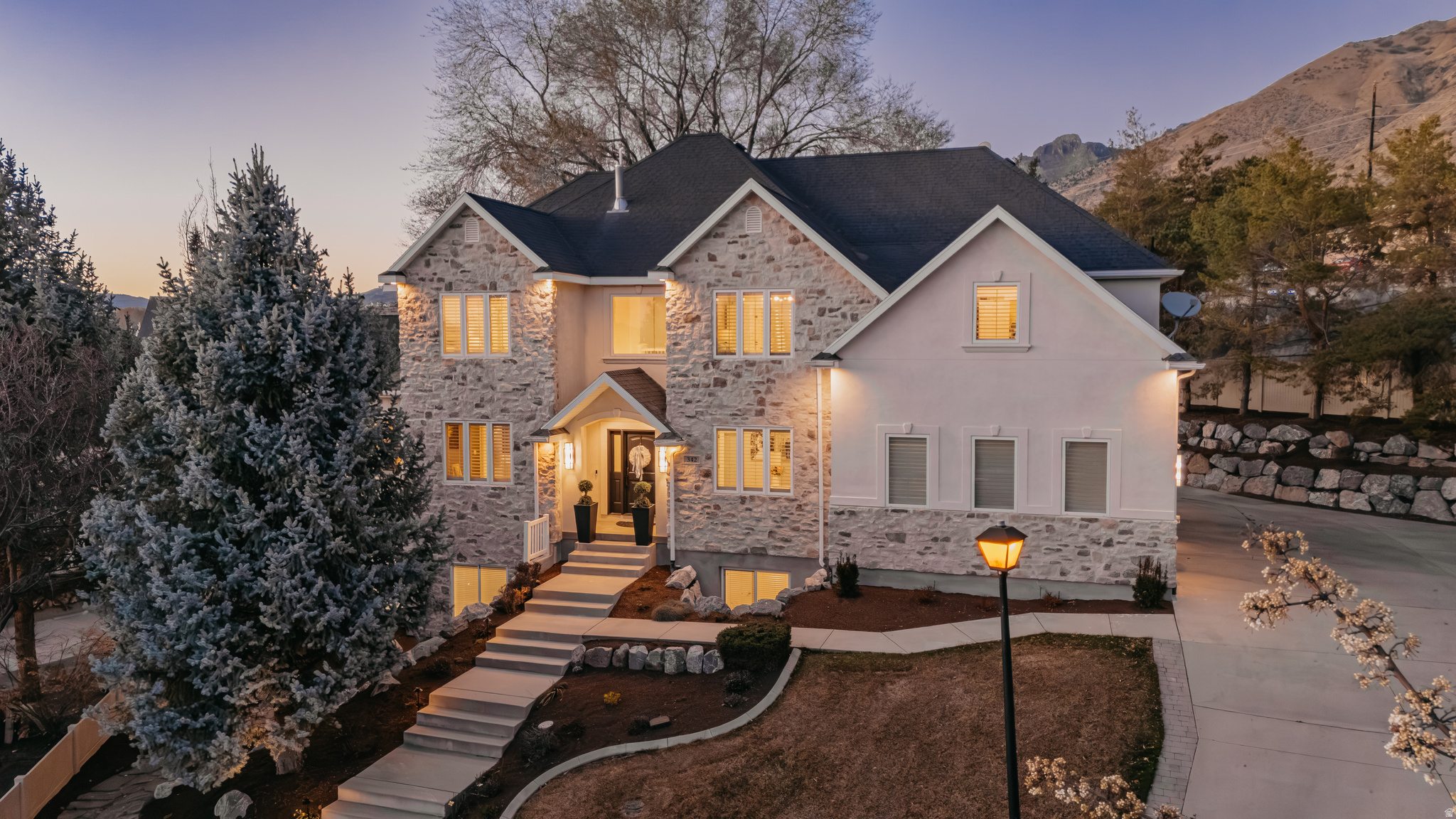 CREEKSIDE AT ASPEN GROVE - Residential